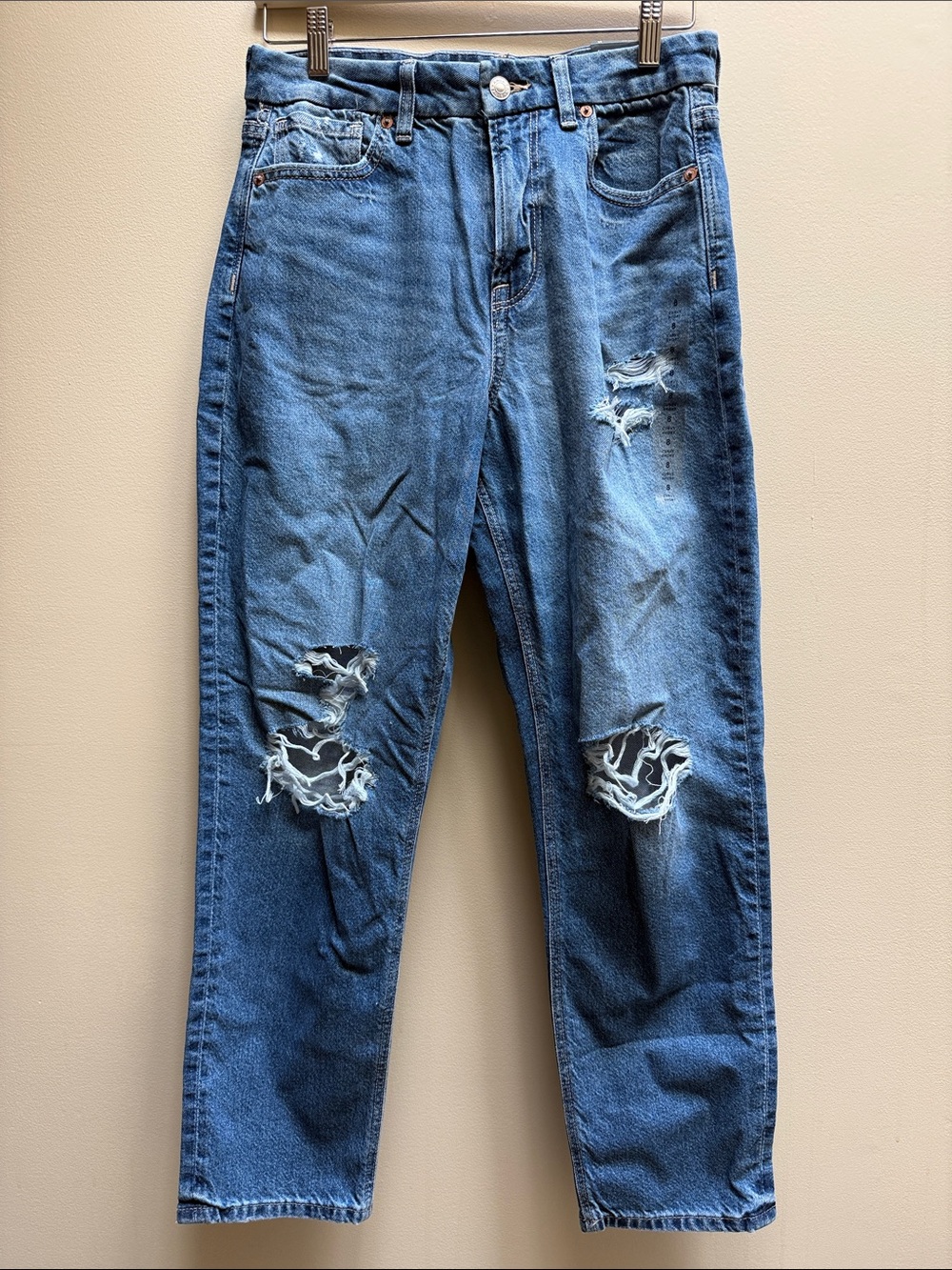 American Eagle curvy mom Jean, super high rise strigid